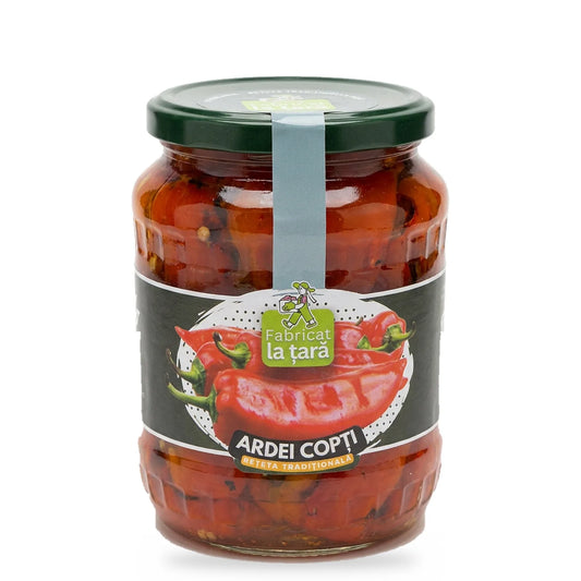 Borcan de 720 ml de Ardei Copți Fabricat la Țară, legume coapte de casă, pe fundal alb